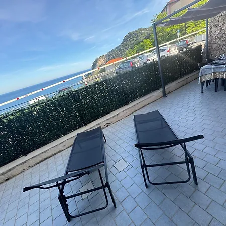 Casa Serge Vista Mare Con Ampio Terrazzo Privato Appartement