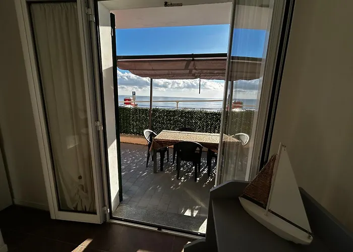 Lägenhet Casa Serge Vista Mare Con Ampio Terrazzo Privato *