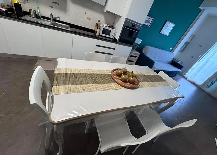 Casa Serge Vista Mare Con Ampio Terrazzo Privato Appartement *