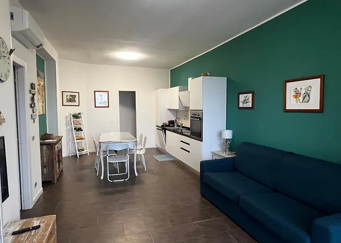 Casa Serge Vista Mare Con Ampio Terrazzo Privato Bergeggi