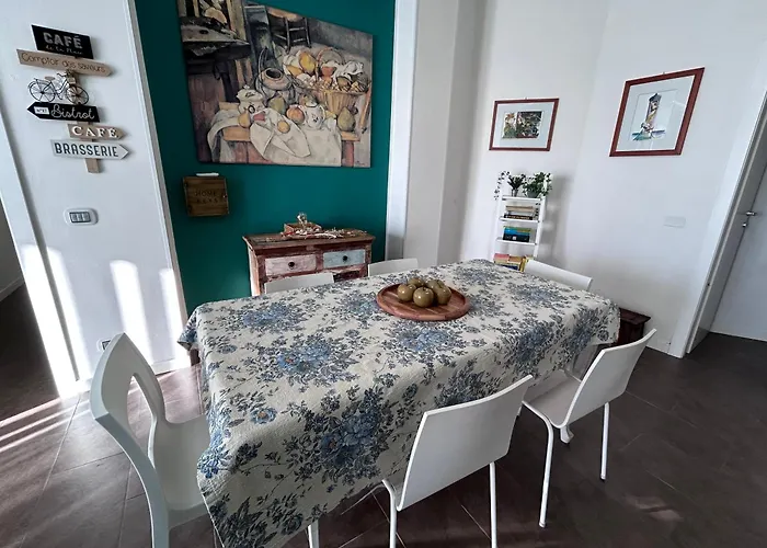 Casa Serge Vista Mare Con Ampio Terrazzo Privato Apartamento